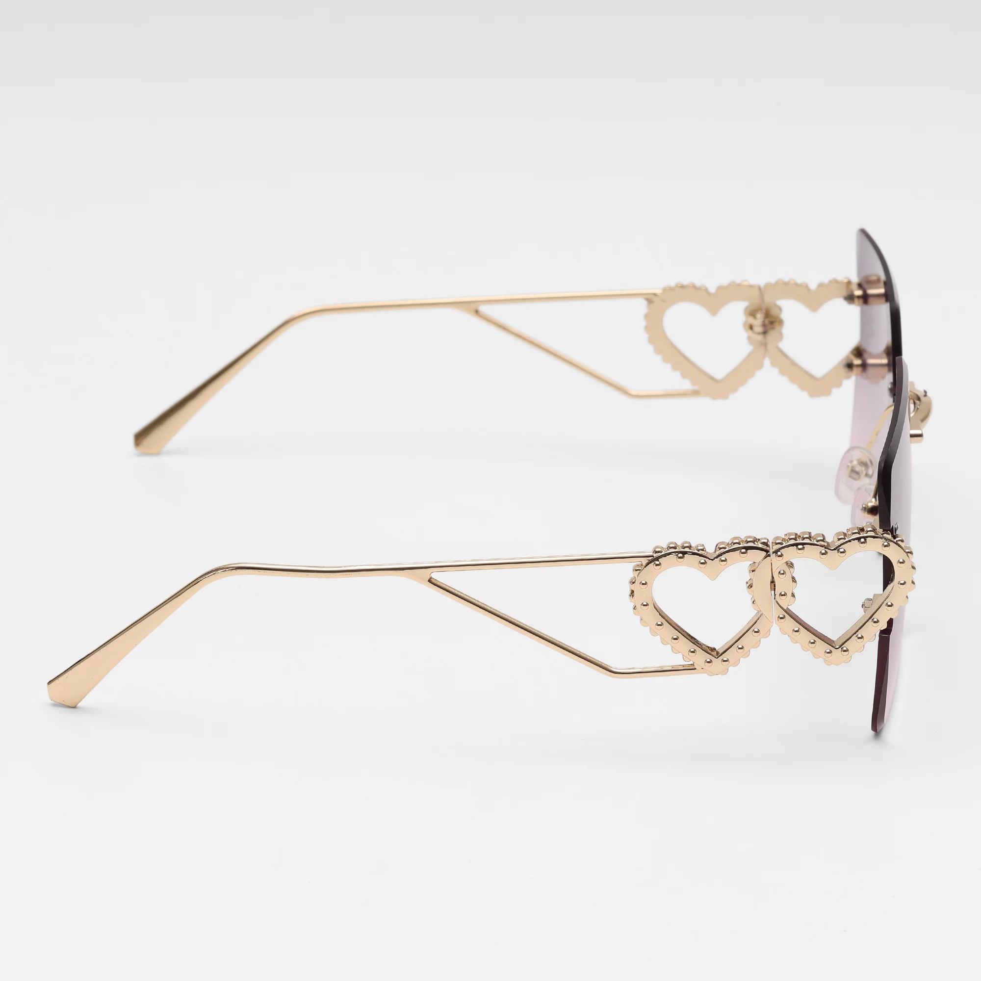Amour Luxe Gradient Sunglasses - Image 5