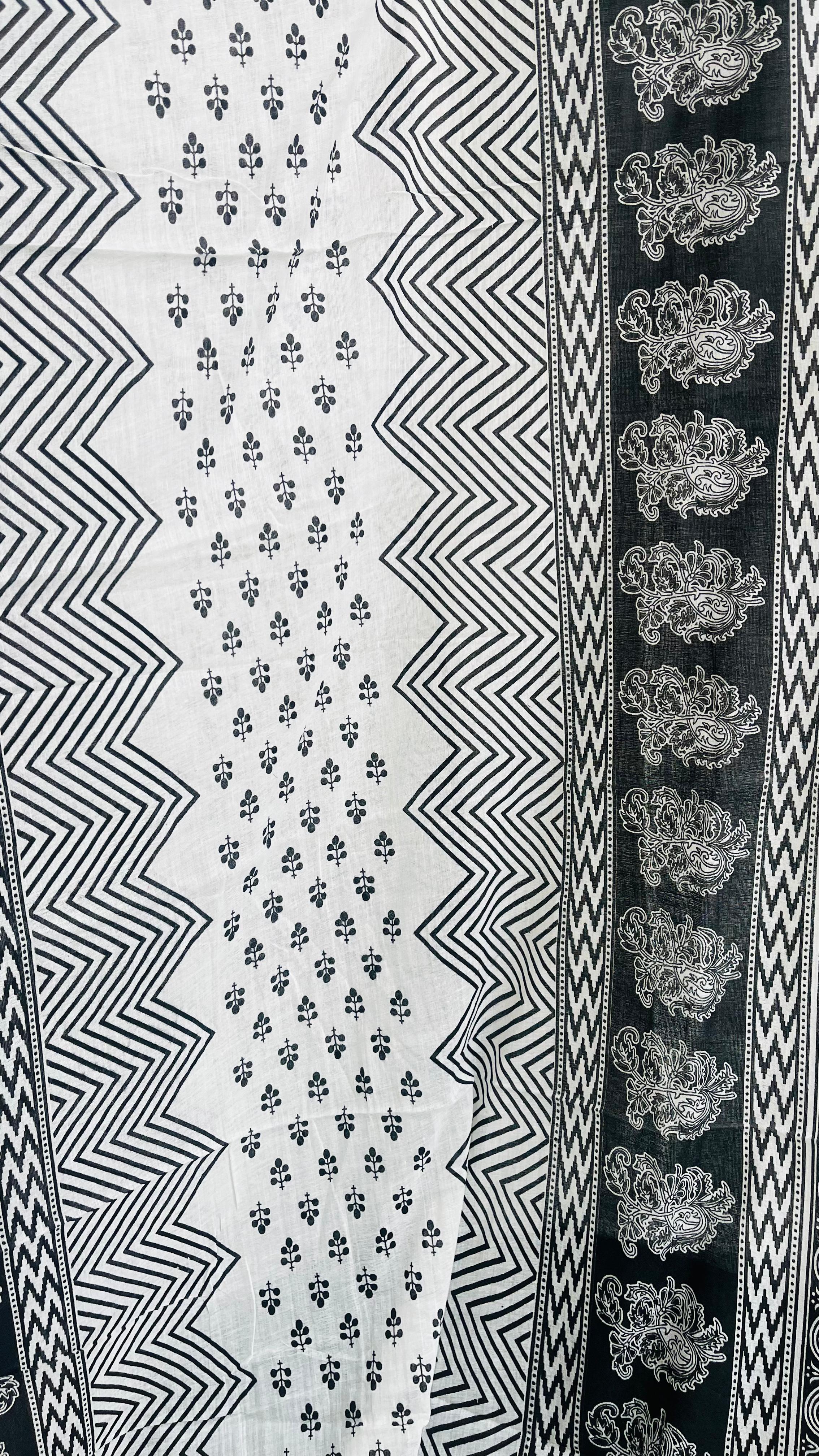 Black and White Harmony - Image 3