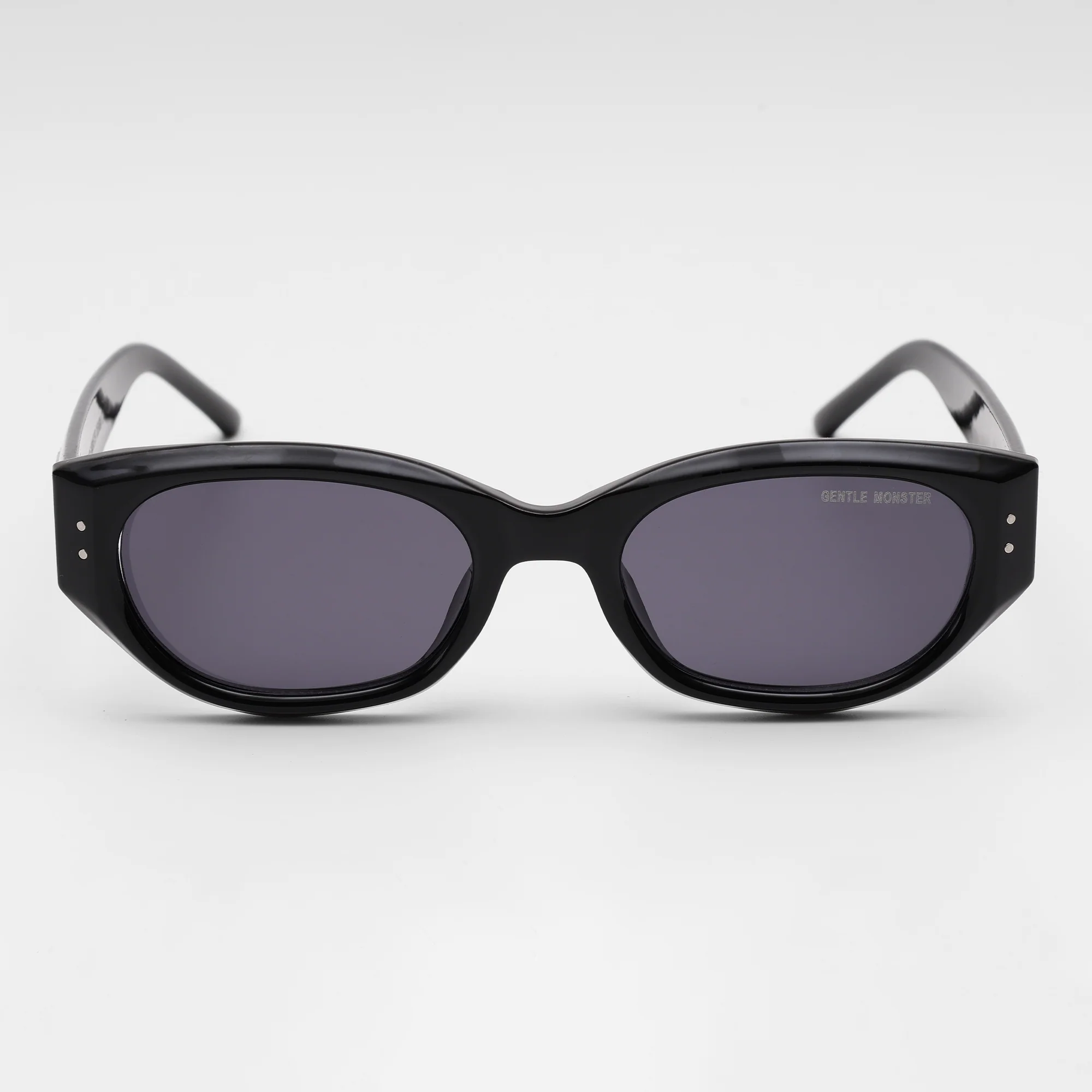 Black Cat-Eye Sunglasses - Image 5