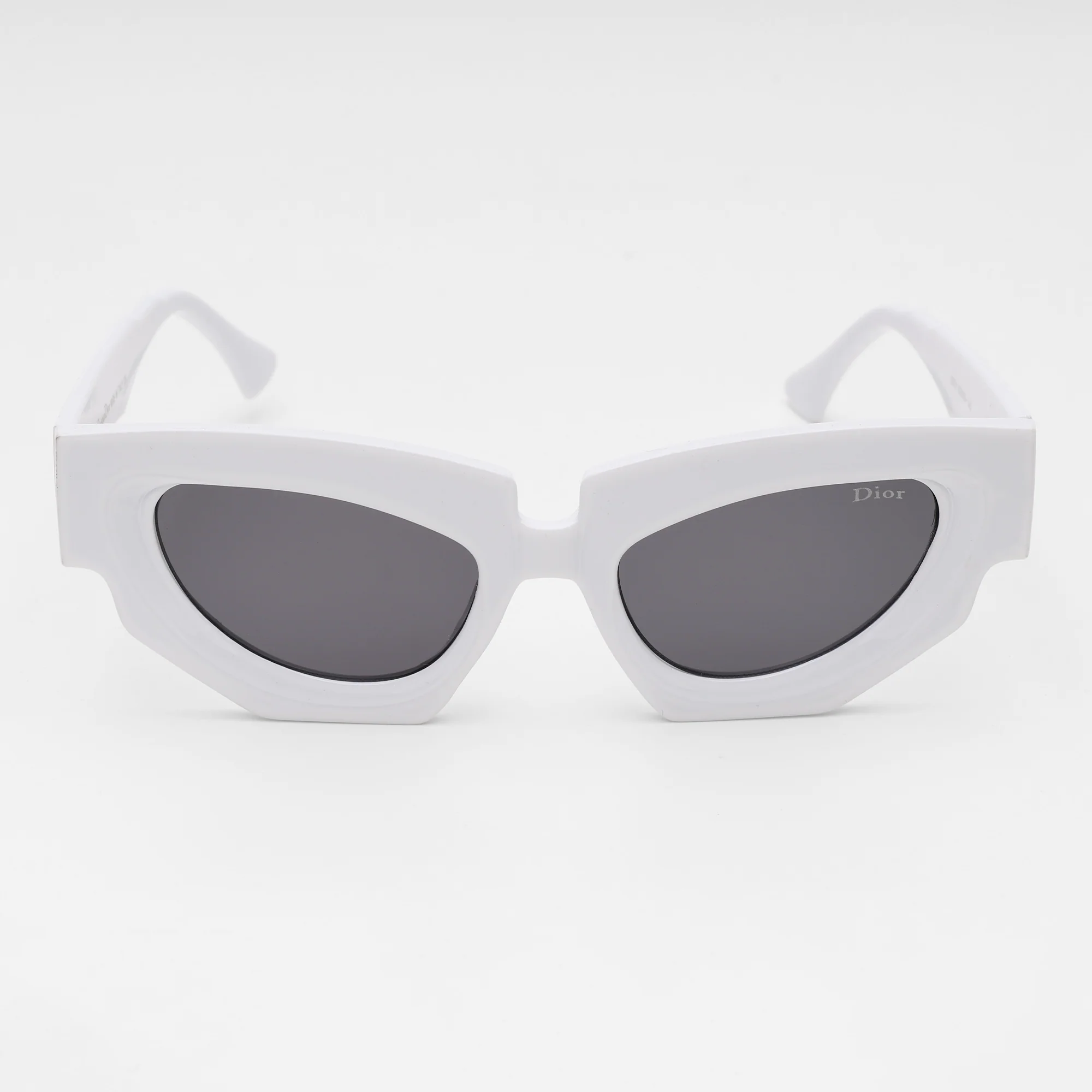 “Blanc Edition” Cat-Eye Sunglasses - Image 2