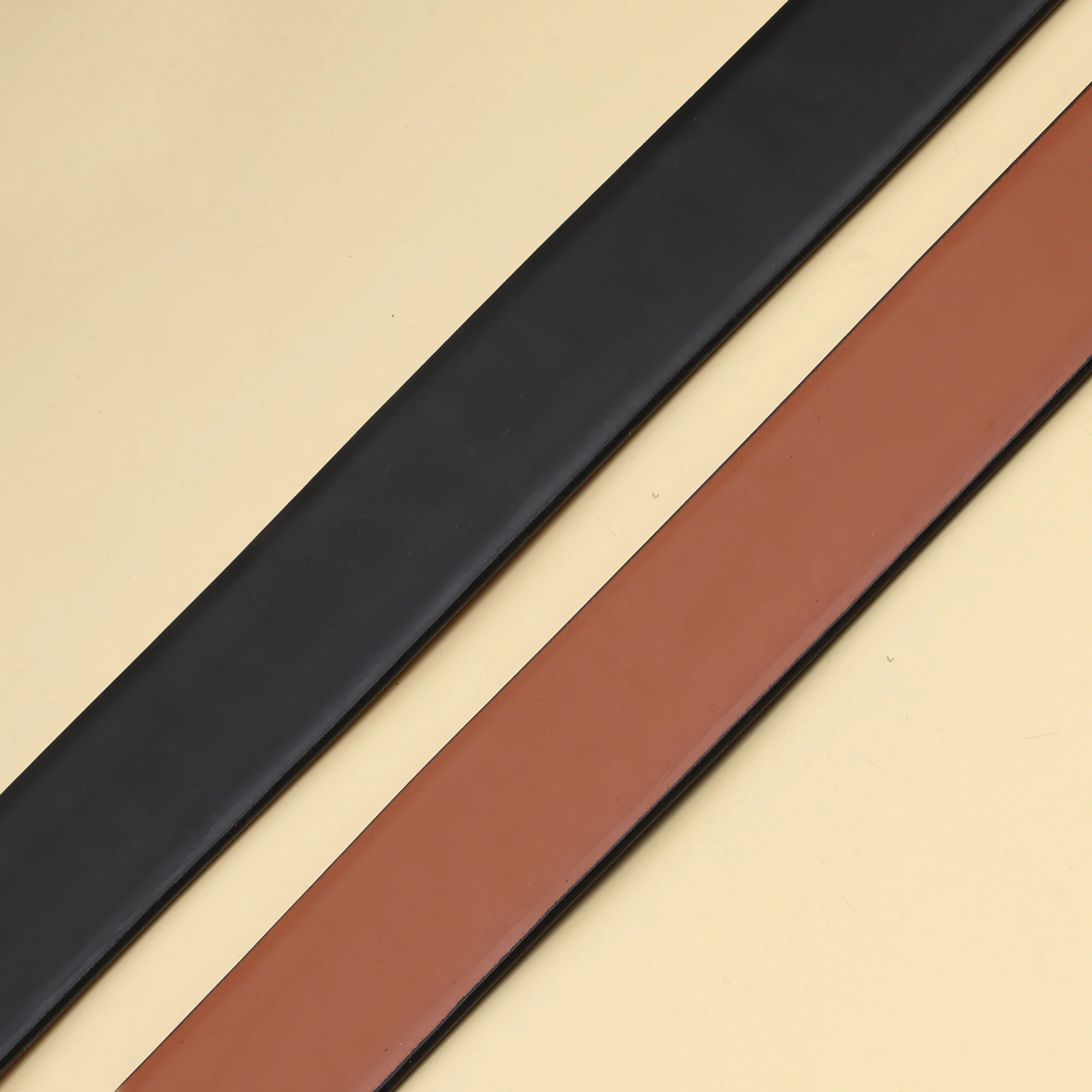 Chrome Loop Accent Belt - Image 3