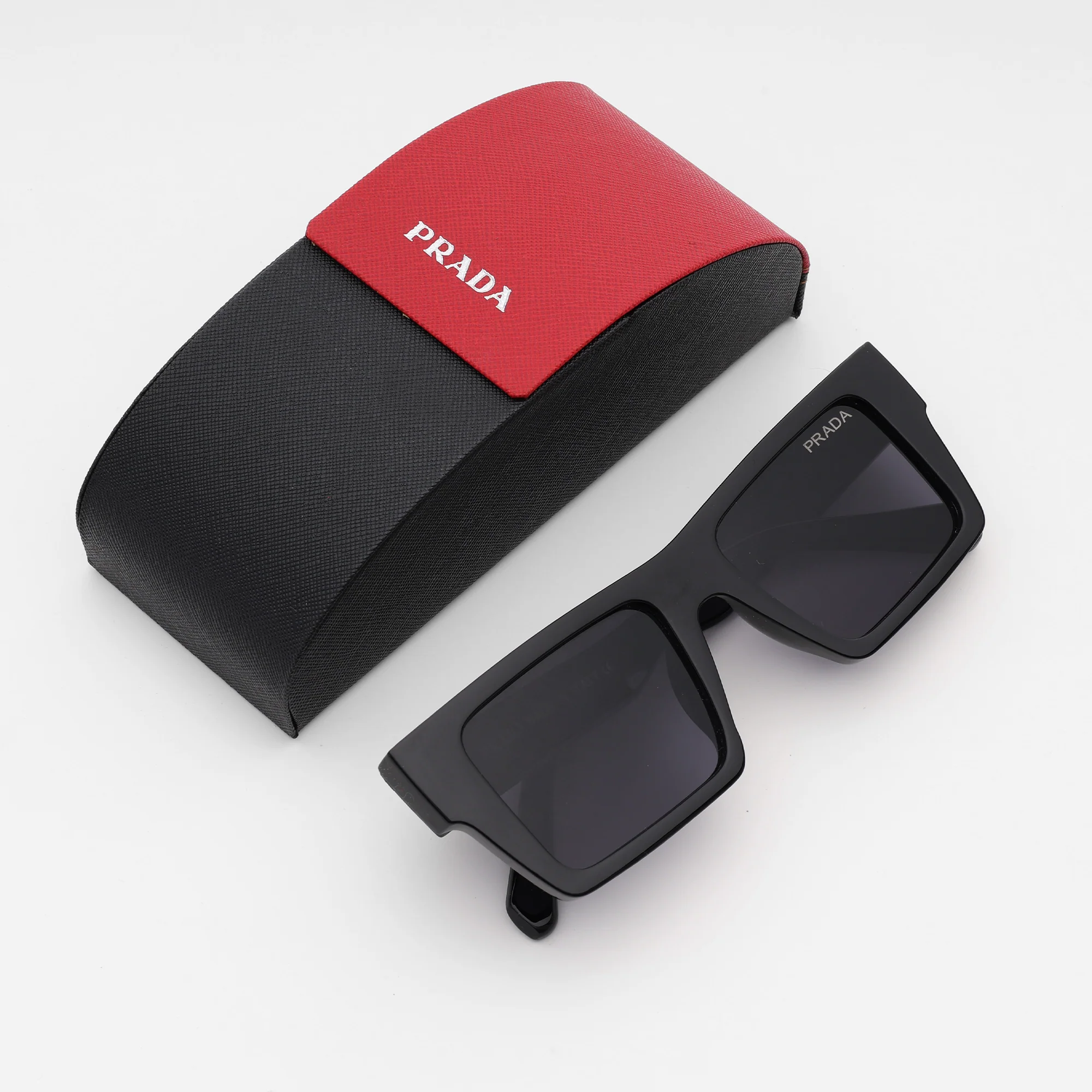 Classic Black Rectangle Sunglasses - Image 2