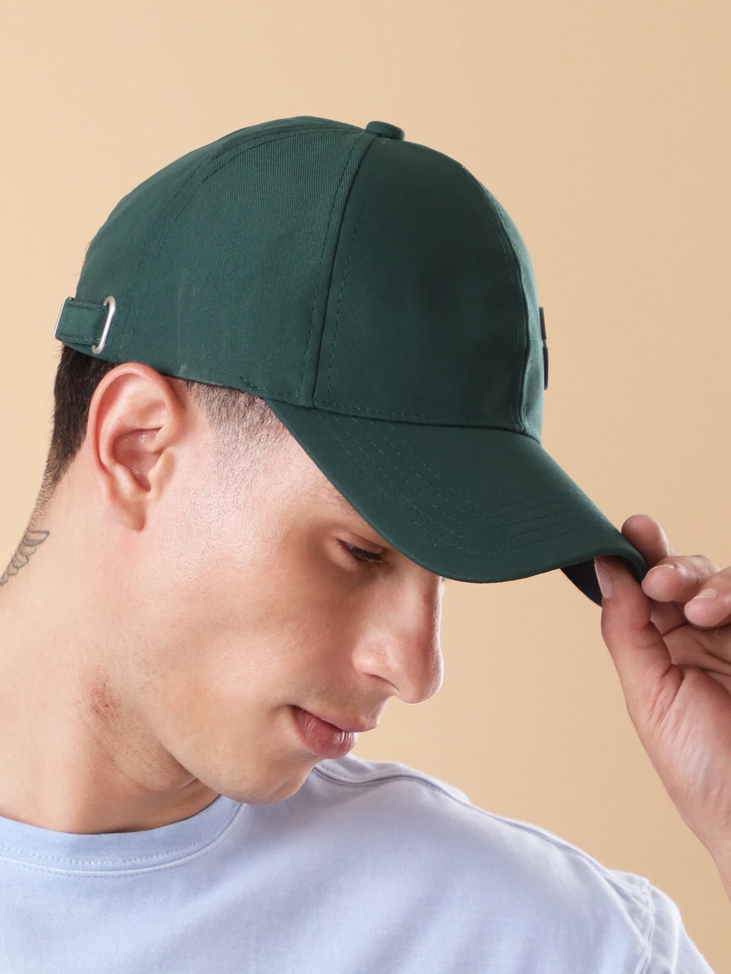 Classic Green Sports Cap – Minimal & Stylish - Image 3