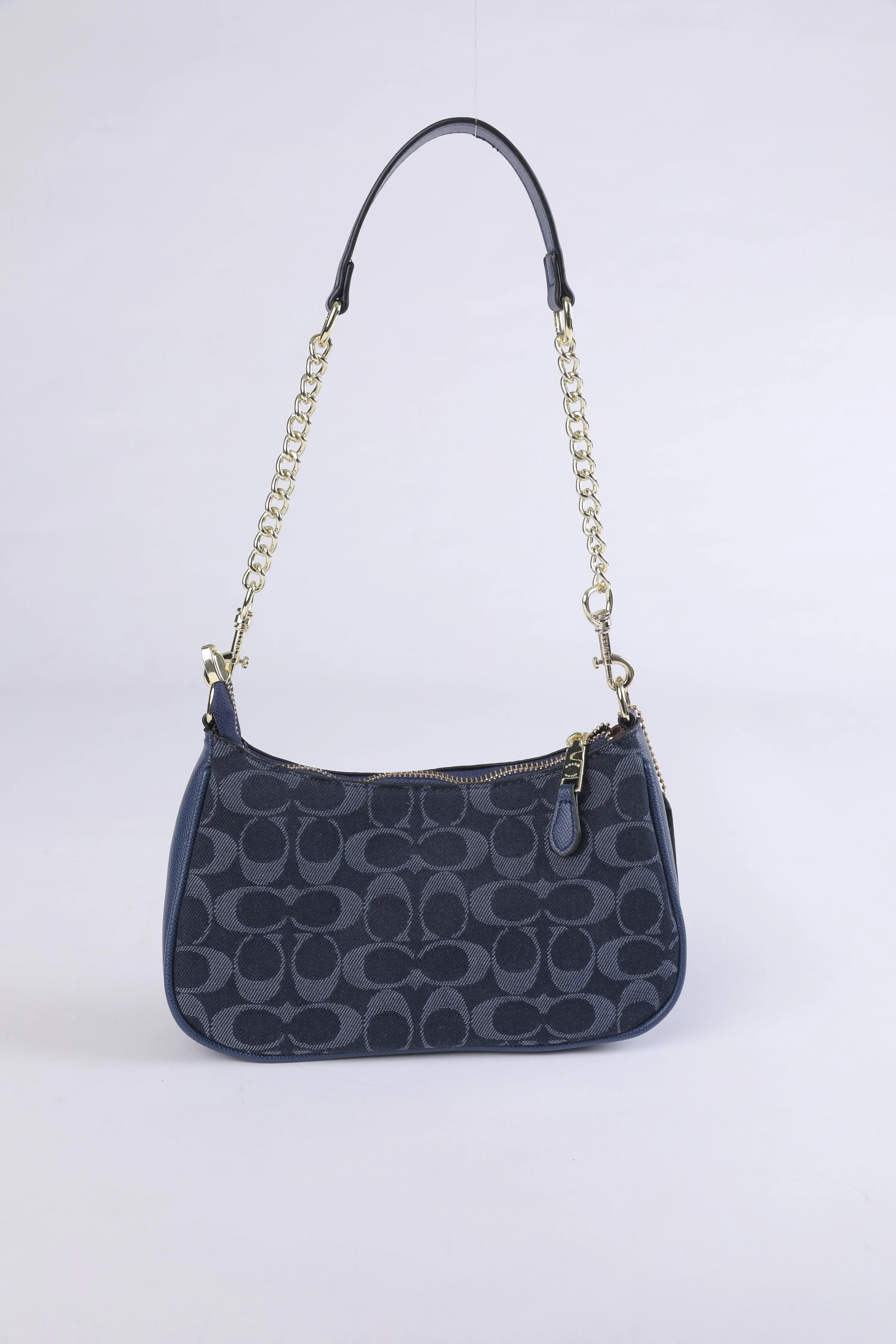 Coach Signature Jacquard Chain Shoulder Bag - Image 3
