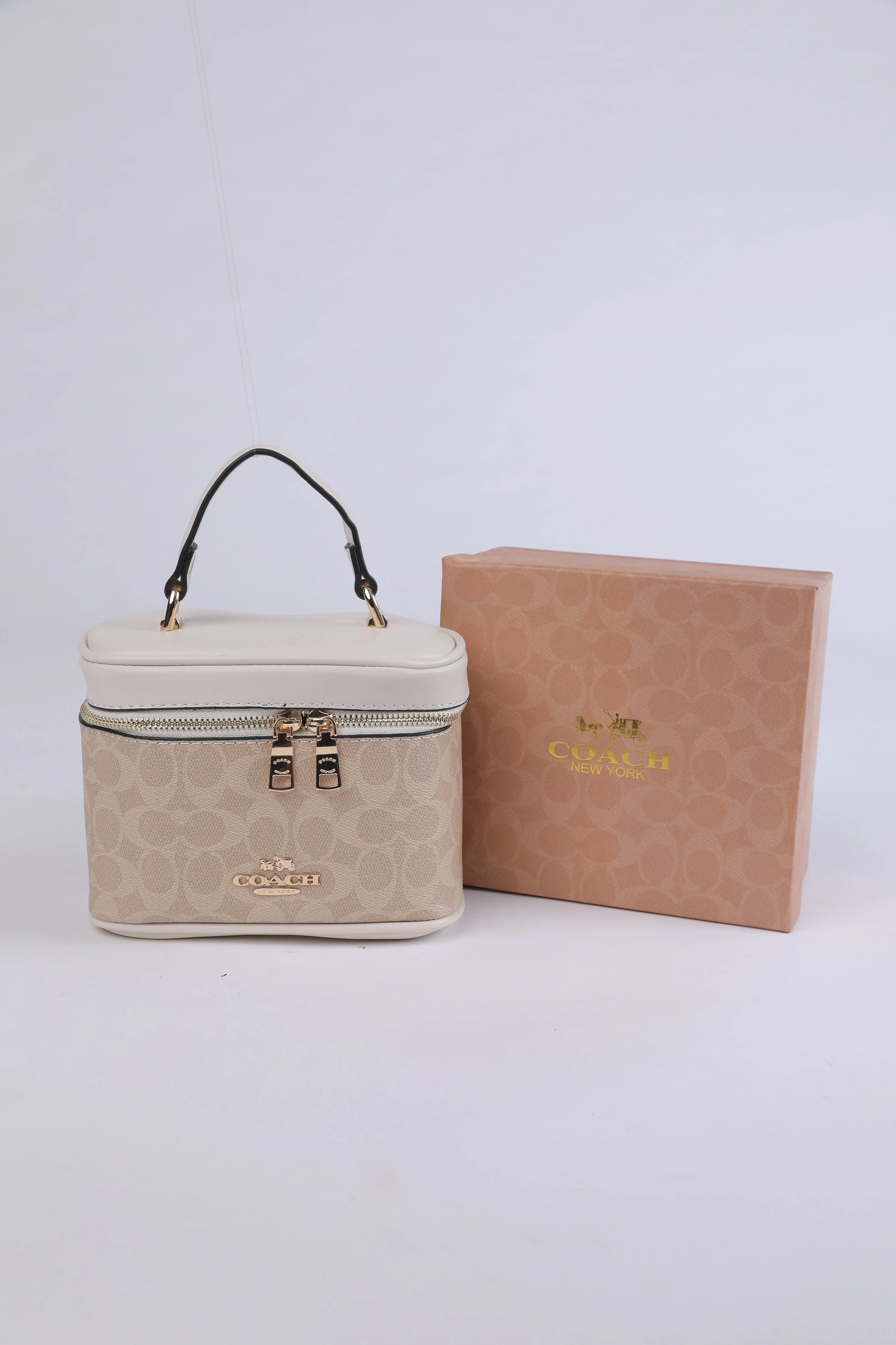 Coach Signature Vanity Case Bag - Image 2