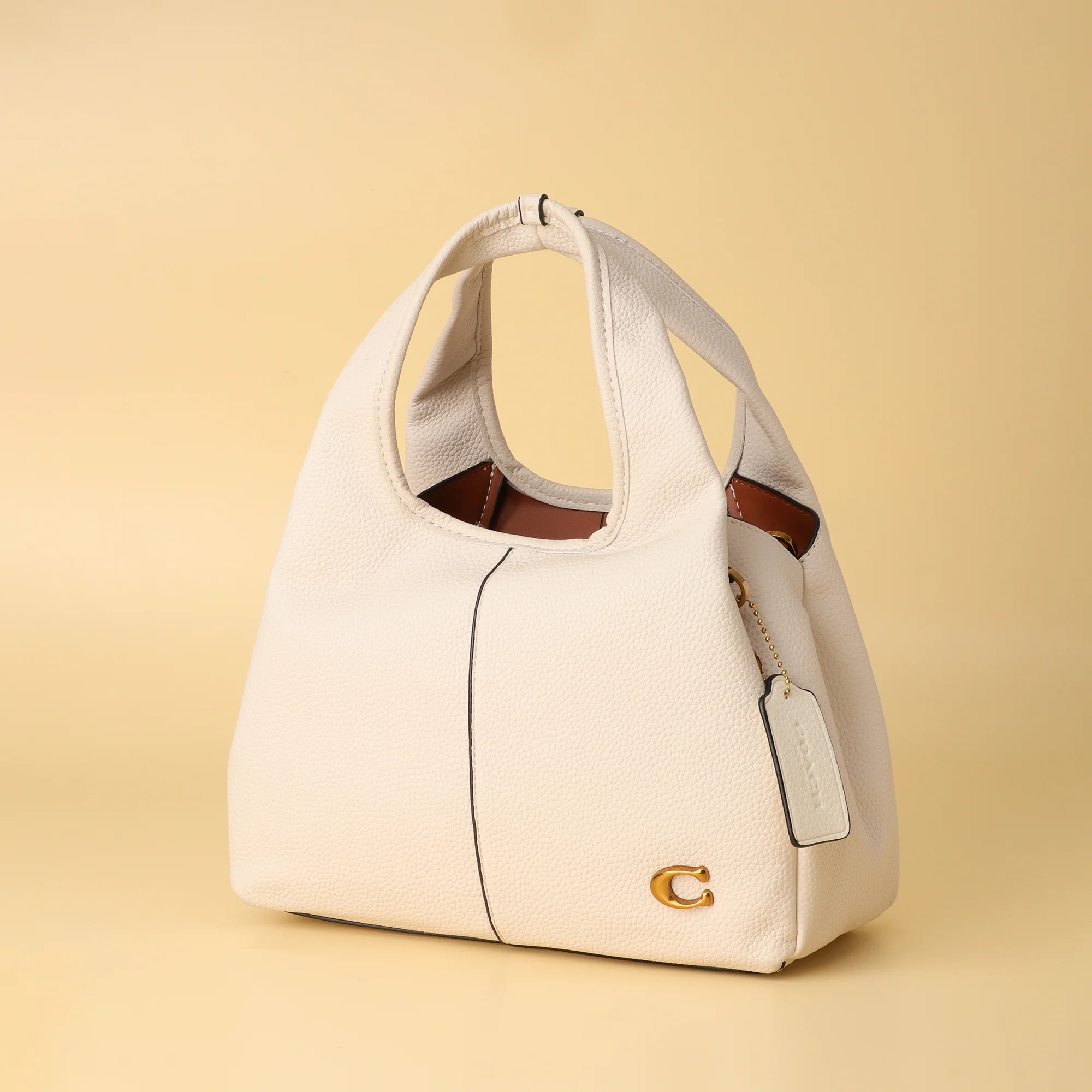 Coach White Pebble Leather Hobo Bag - Image 4