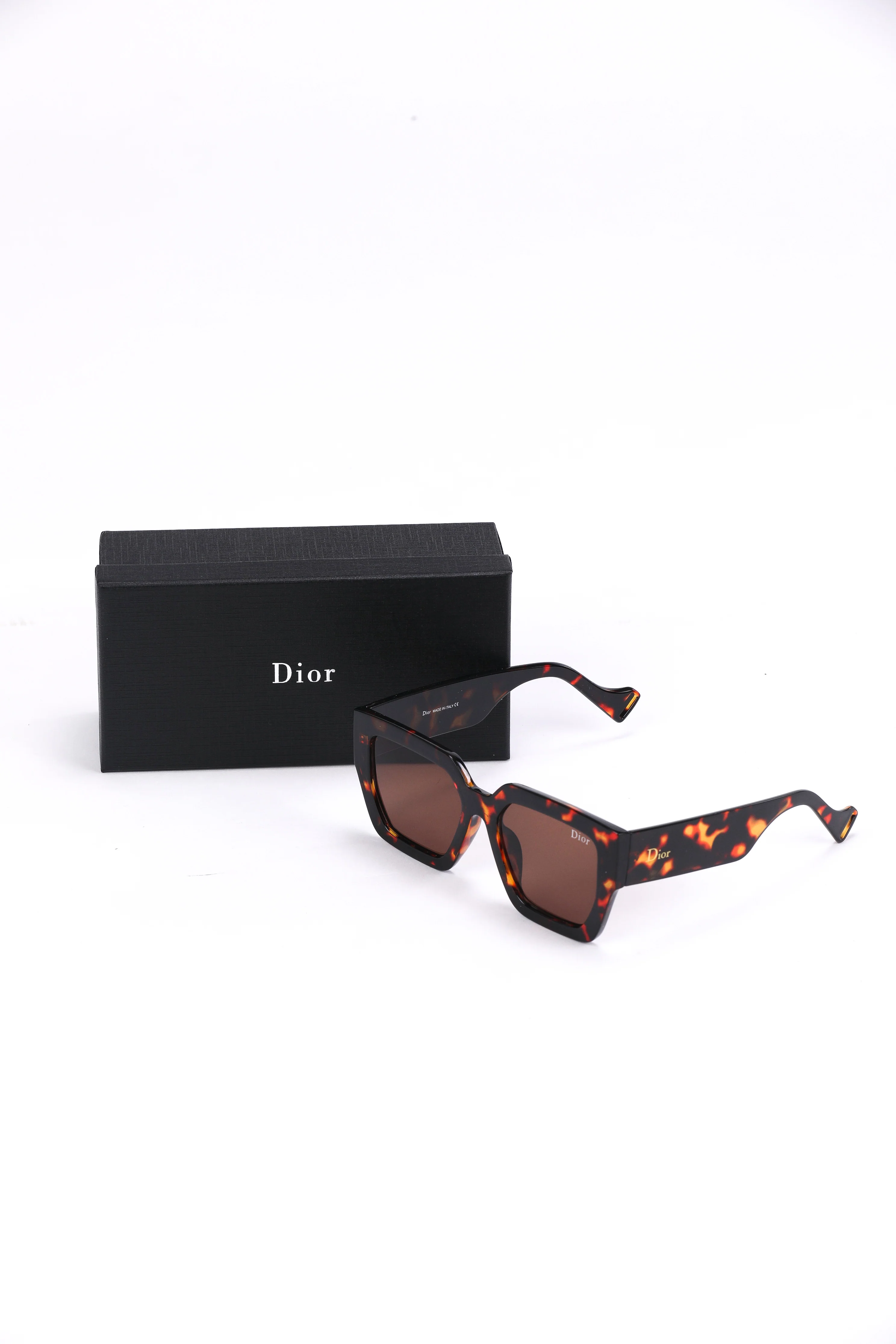 Dior Tortoise Classic Sunglasses - Image 3