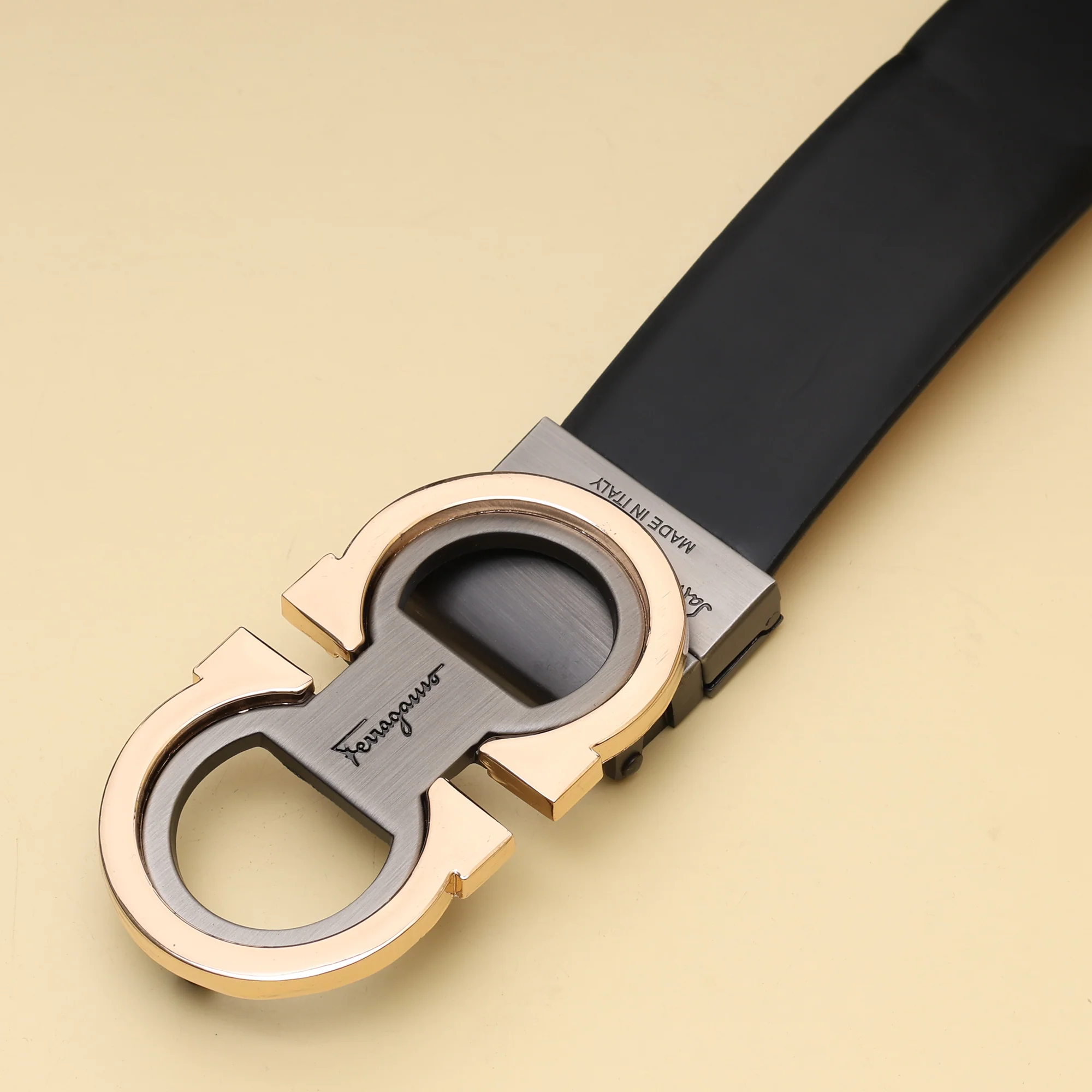 Dual-Tone Loop Buckle Belt - Image 4
