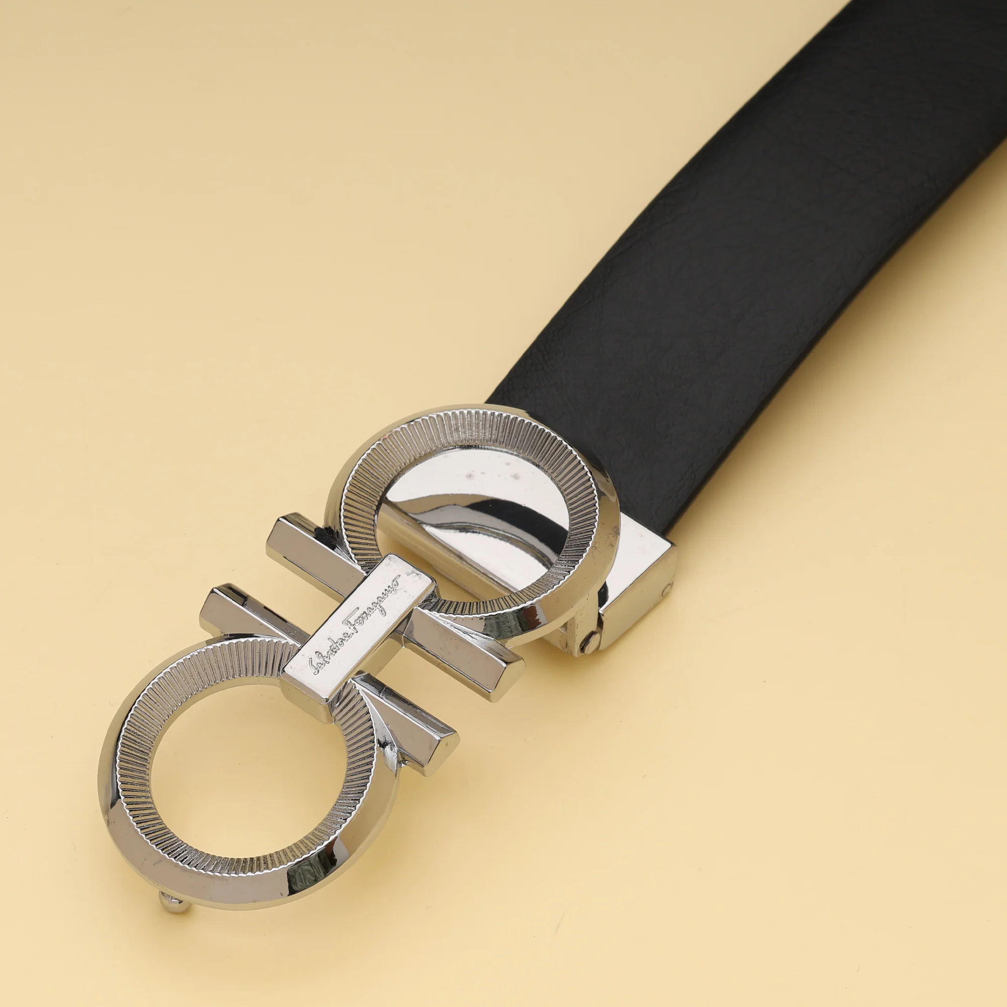 Gancini silver Buckle Leather Belt - Image 3