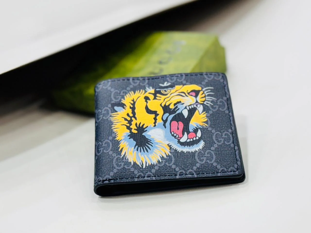 Gucci GG Supreme Tiger Wallet (Black)