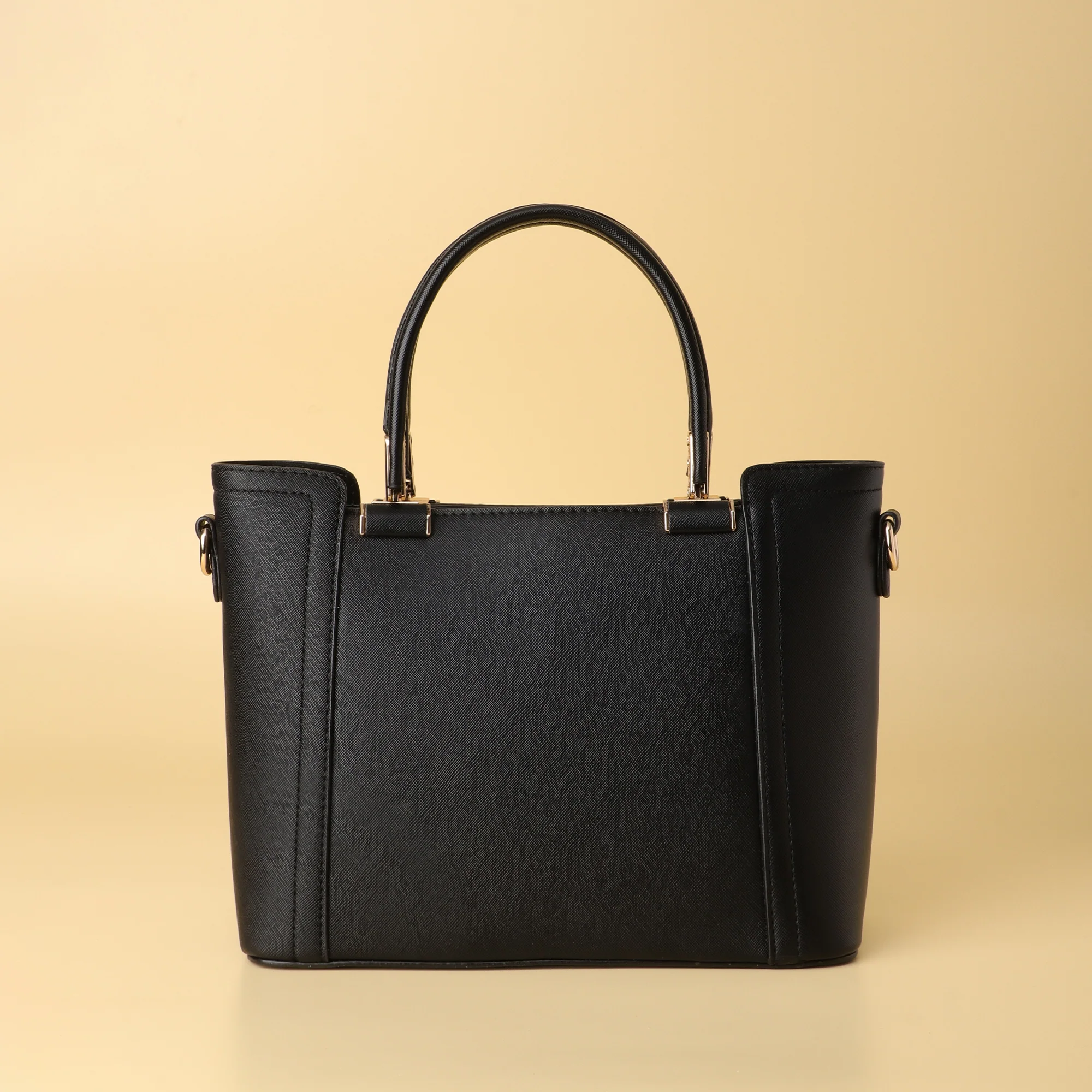 GUESS Black Handbag - Image 4