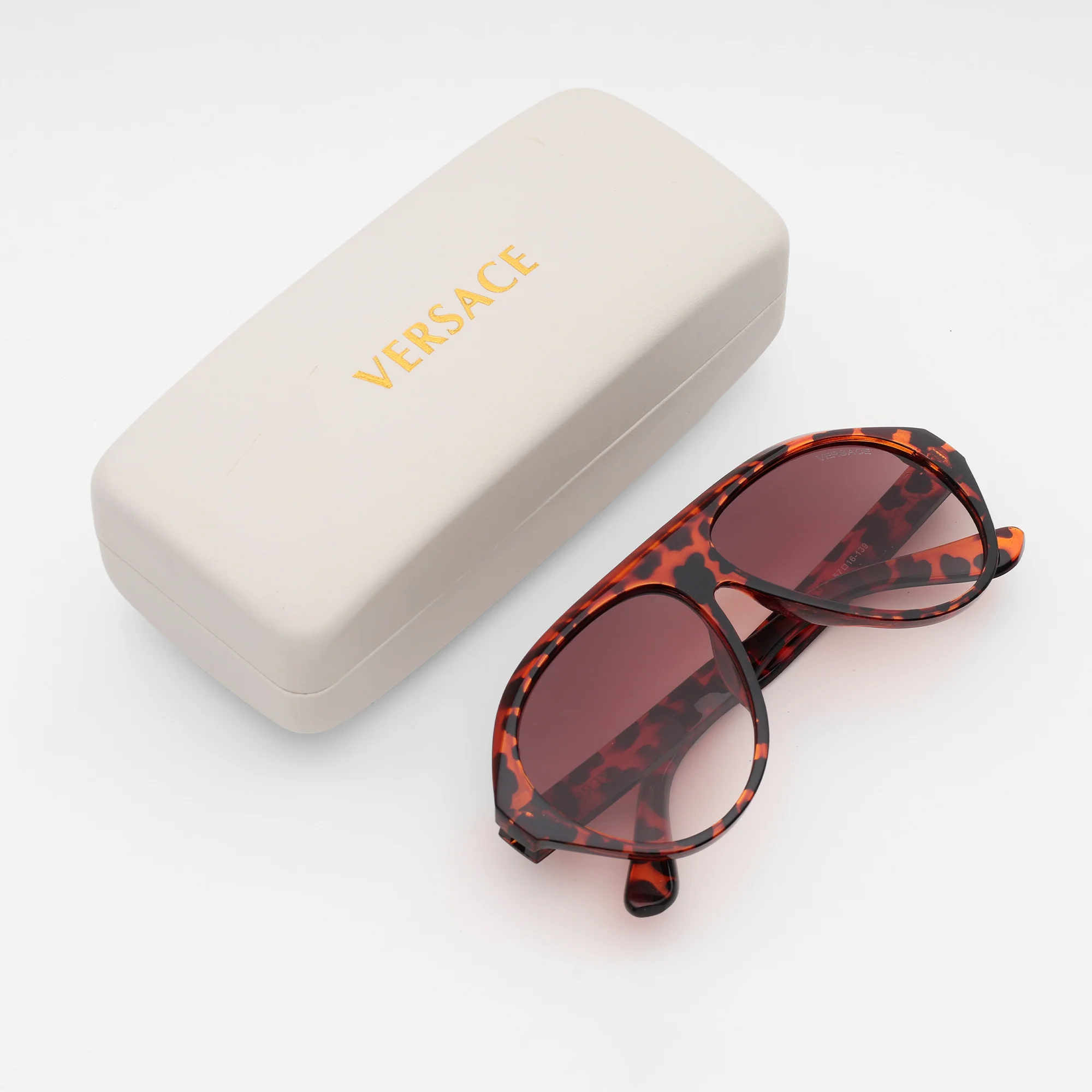 Havana Luxe Oversized Sunglasses - Image 2