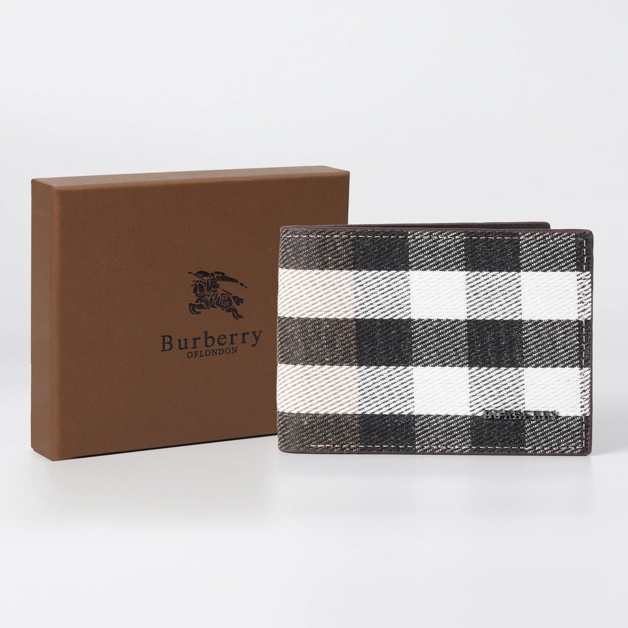 Heritage Check Wallet in Oversized Plaid