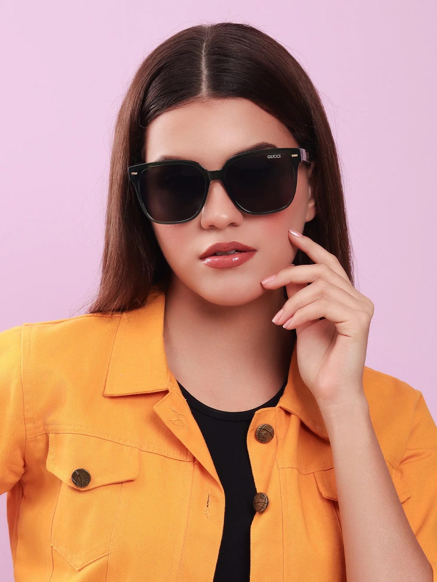 Heritage Square Sunglasses in Emerald Green - Image 2