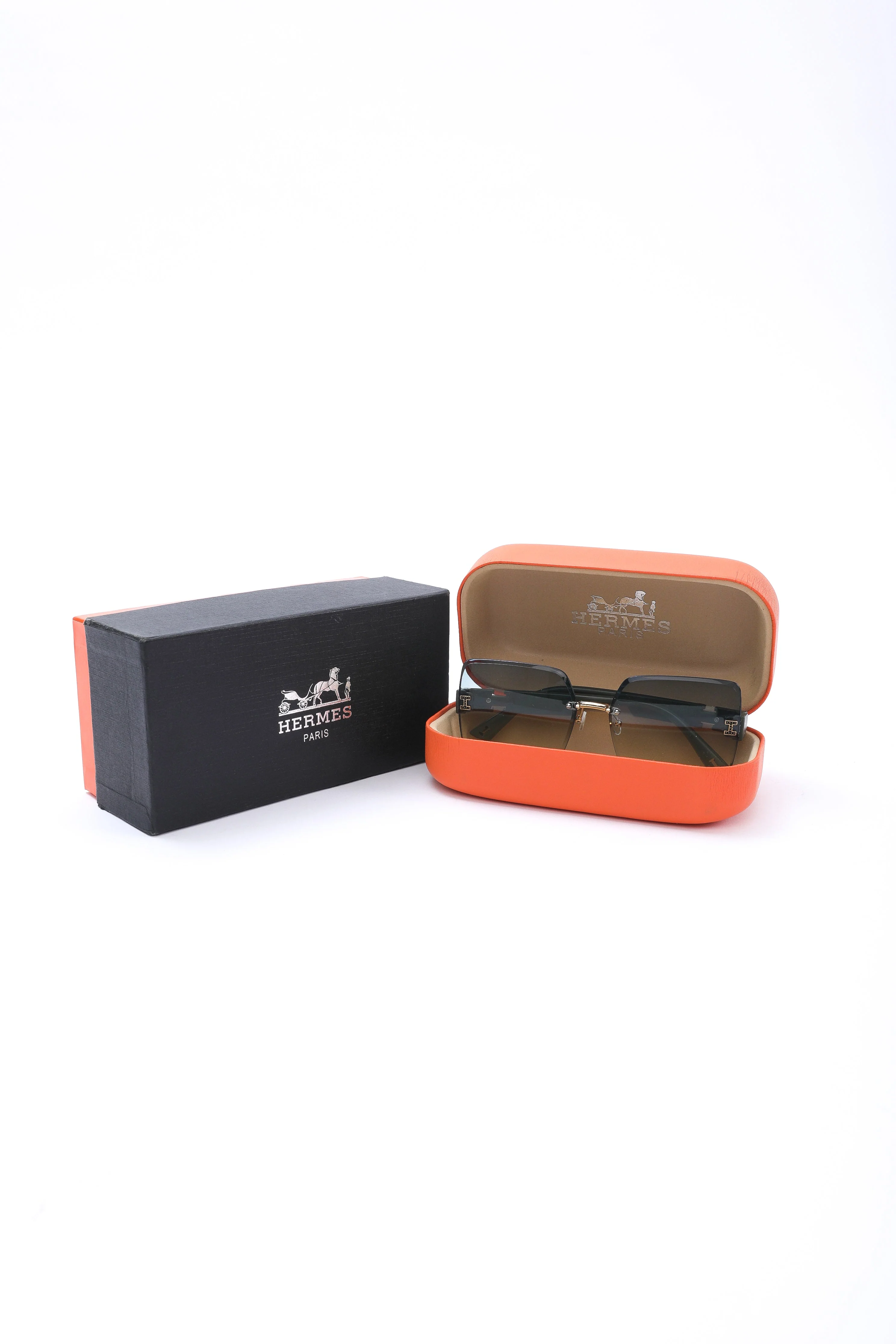 Hermès Modern Elegance Sunglasses - Image 2