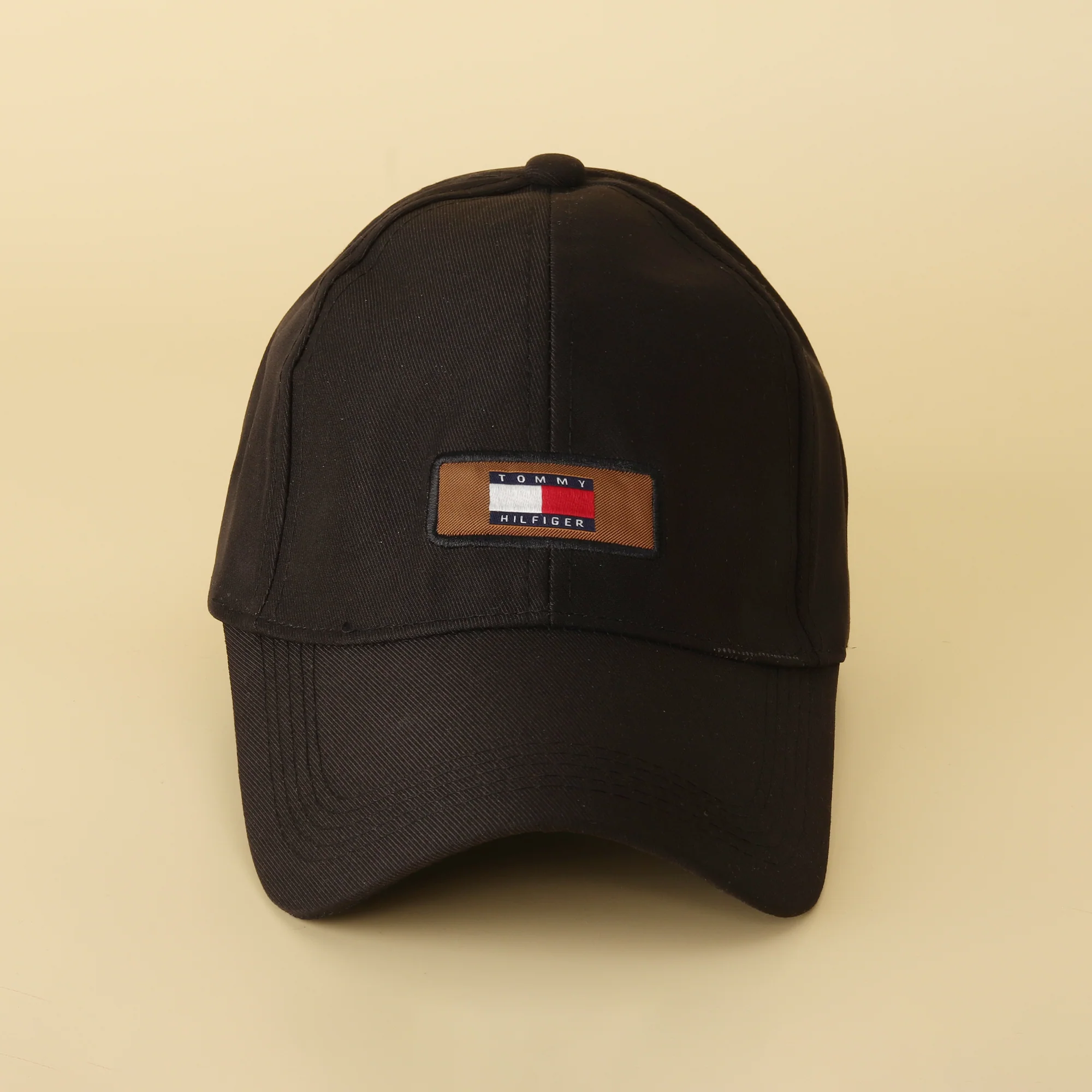 Hilfiger Black Classic Baseball Cap – Timeless Streetwear Essential