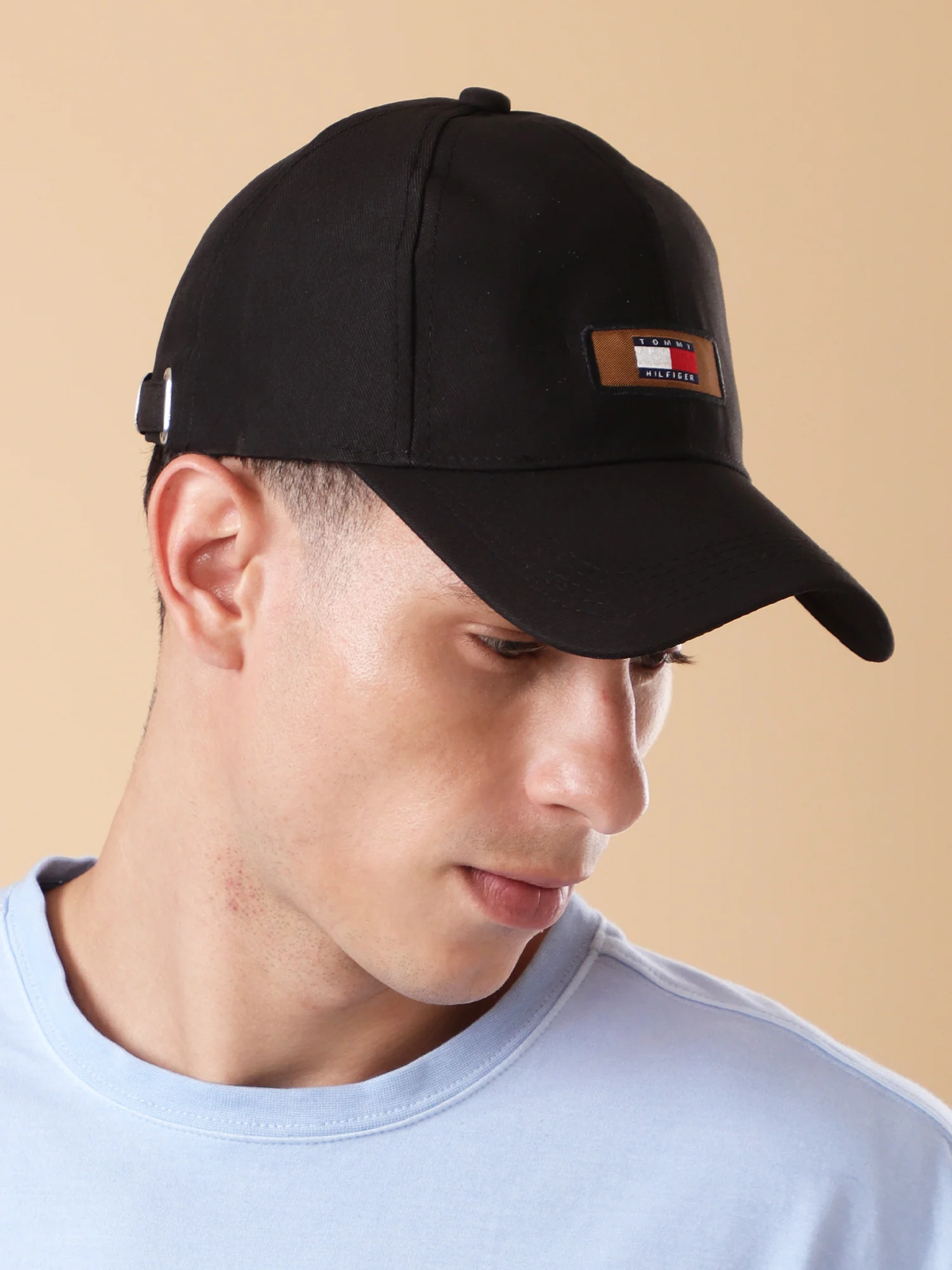 Hilfiger Black Classic Baseball Cap – Timeless Streetwear Essential - Image 3