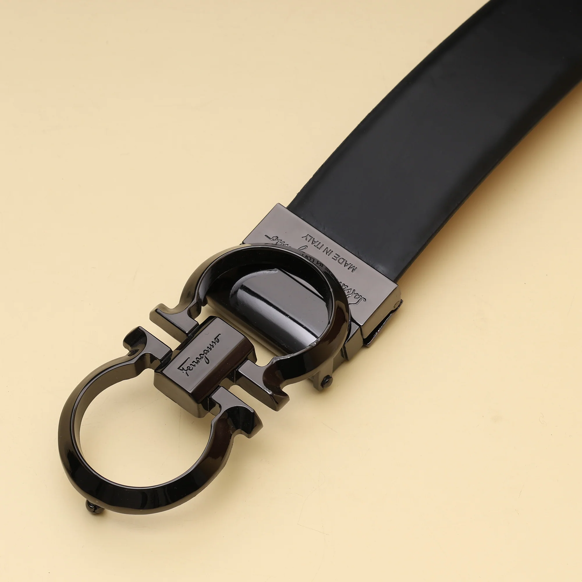 Italian Elegance Signature Belt - Image 4