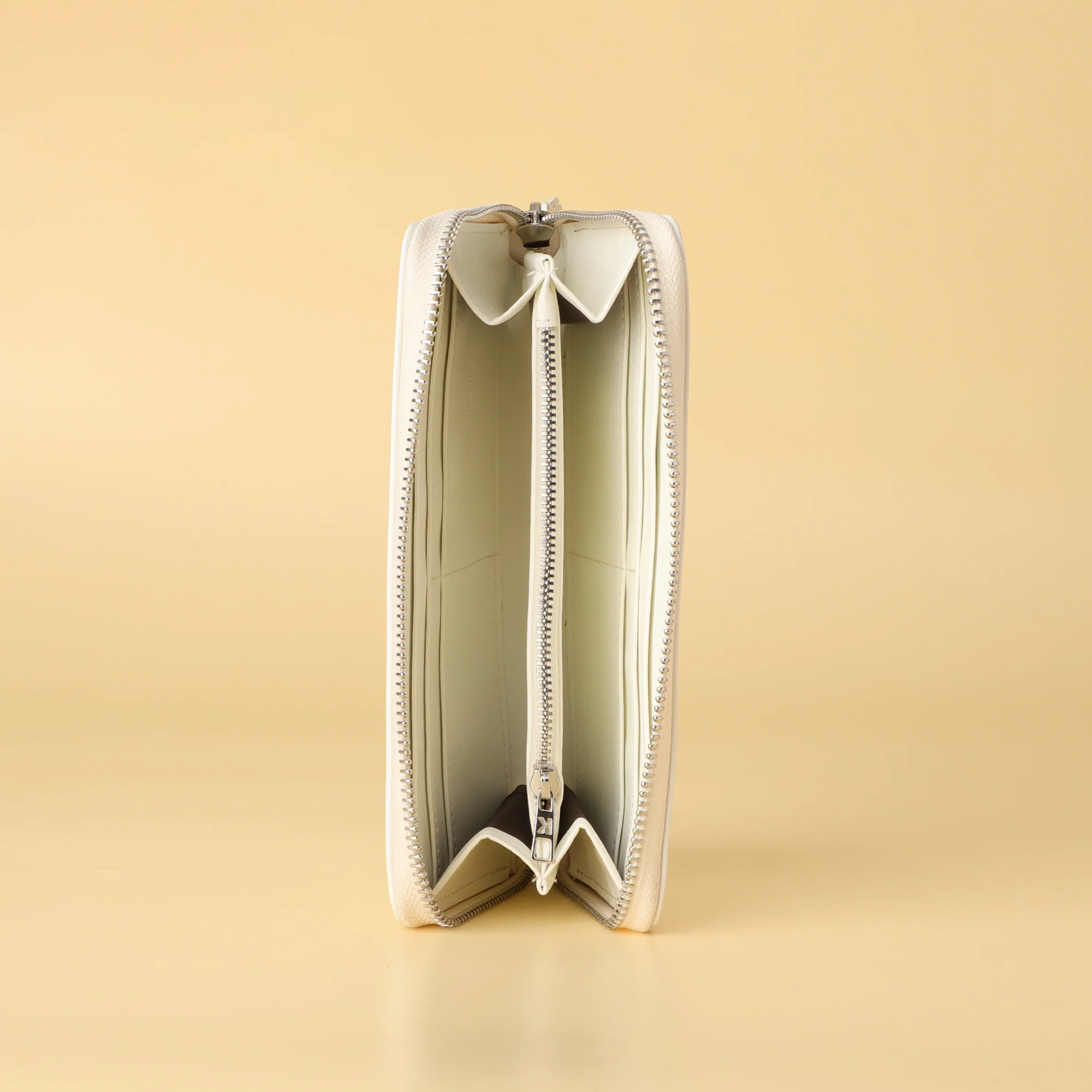 Lagerfeld Paris White Zip-Around Wallet - Image 4