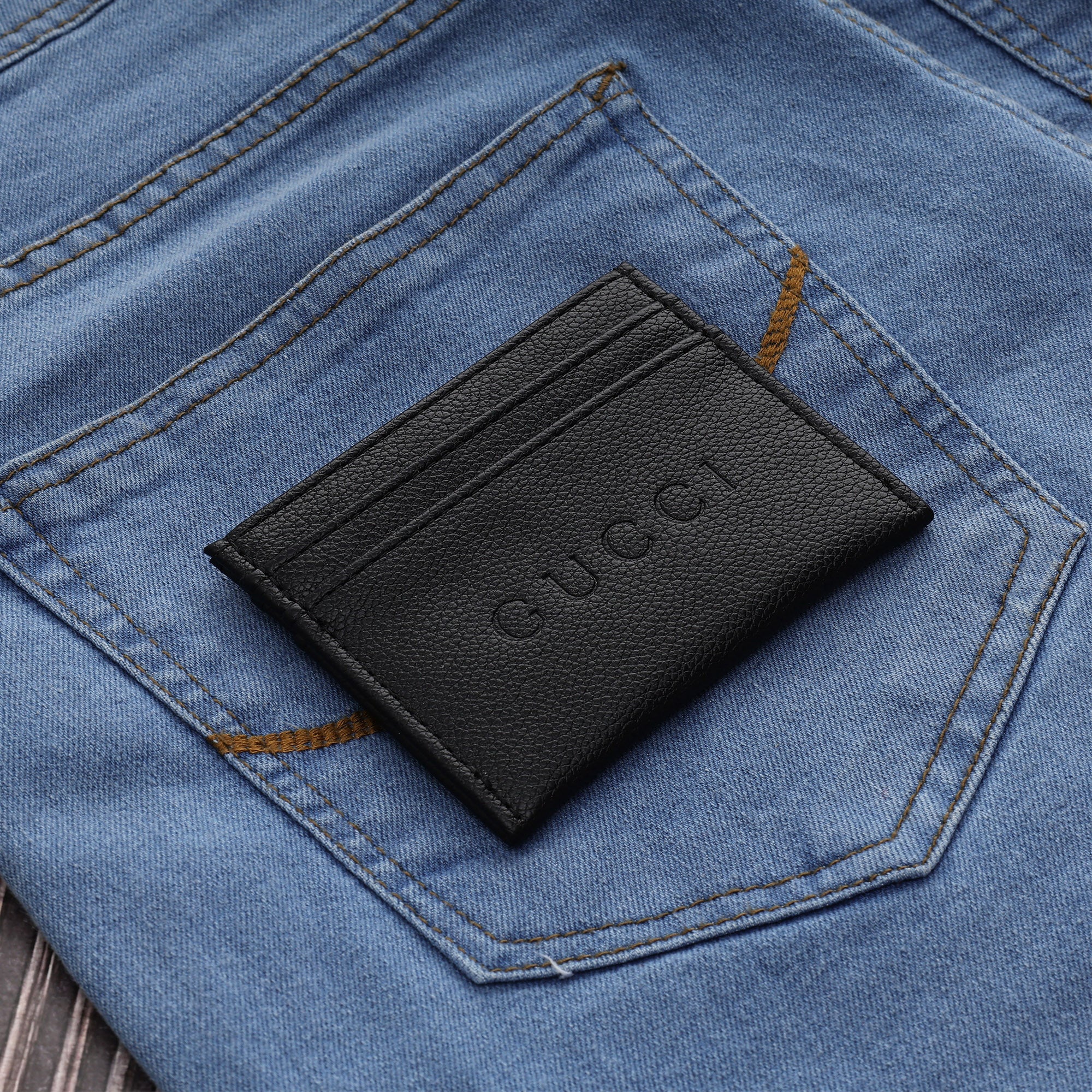 Minimal Luxe Card Holder - Image 4