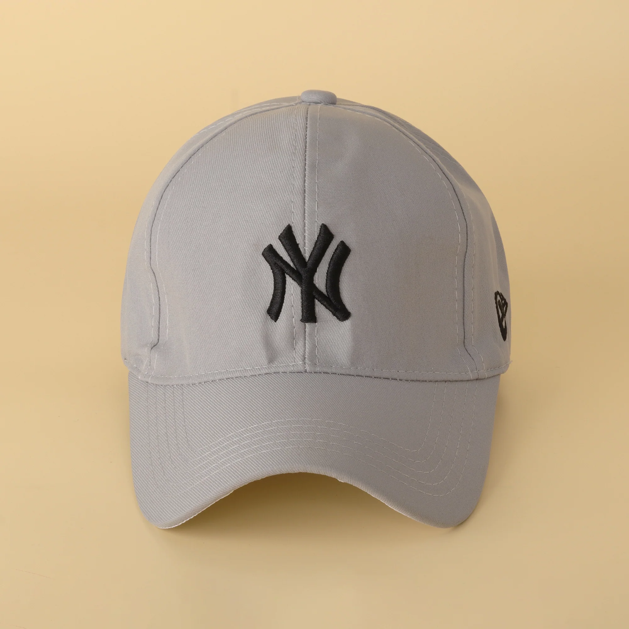 New Era New York Yankees Classic Grey Cap – Timeless Streetwear Icon