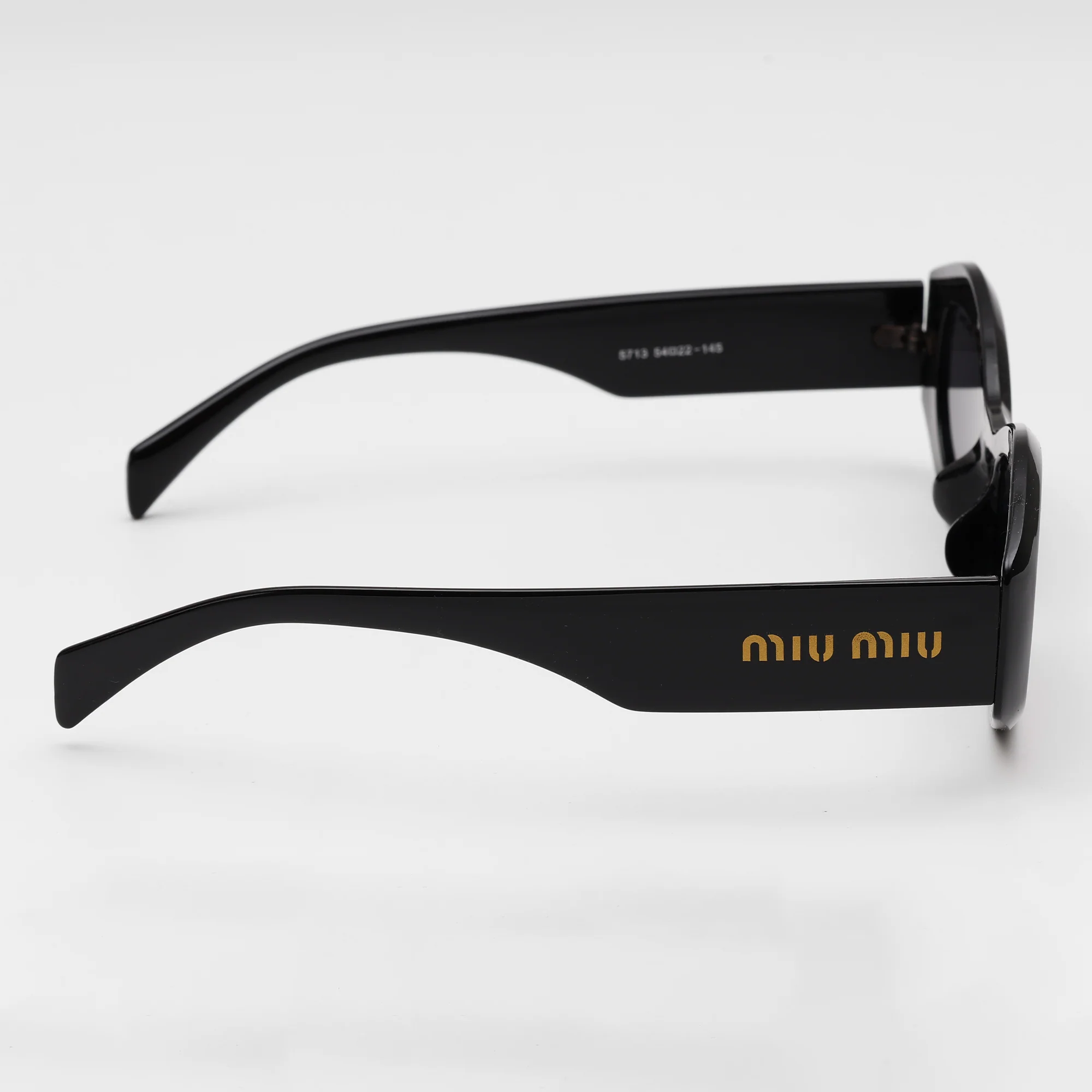 Noir Oval Sunglasses - Image 6