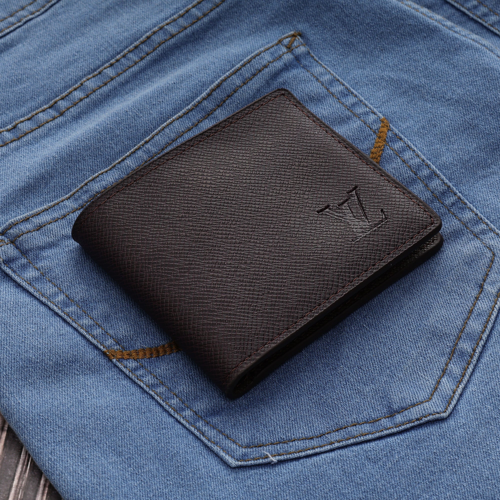 Rich Brown Textured Wallet - Image 4