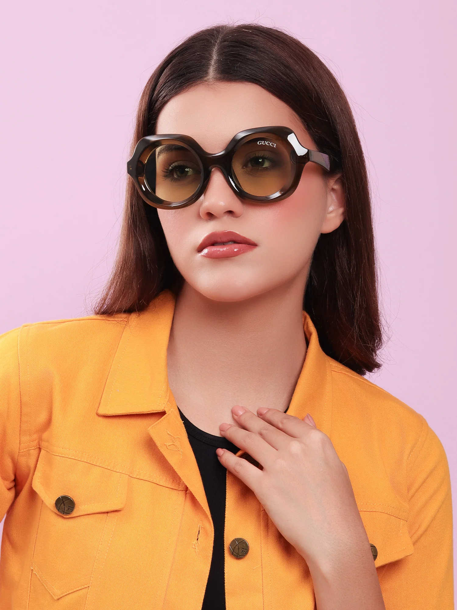 Vintage Olive Round Sunglasses - Image 3