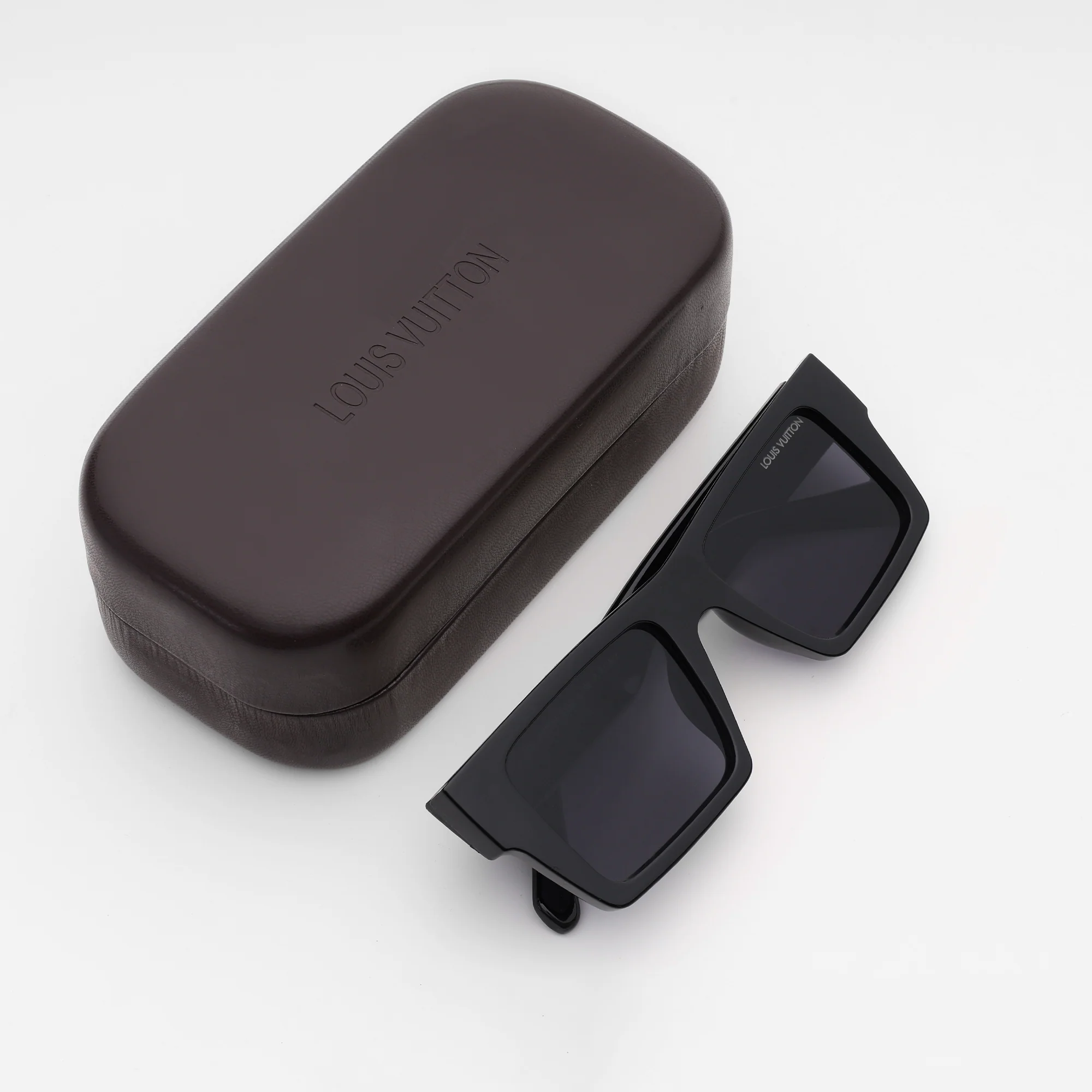 Vuitton Essential Square Sunglasses