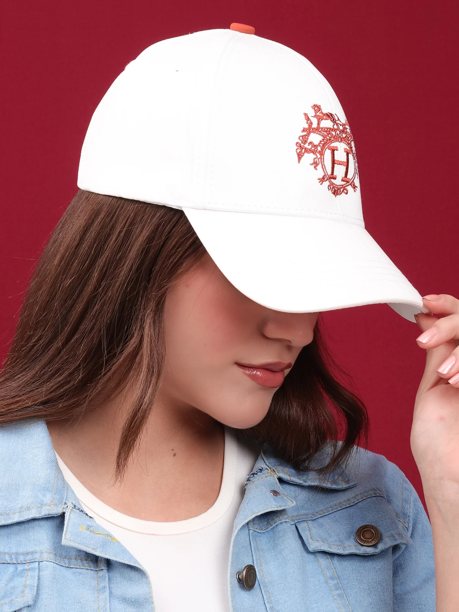 White Crest Embroidered Cap - Image 3